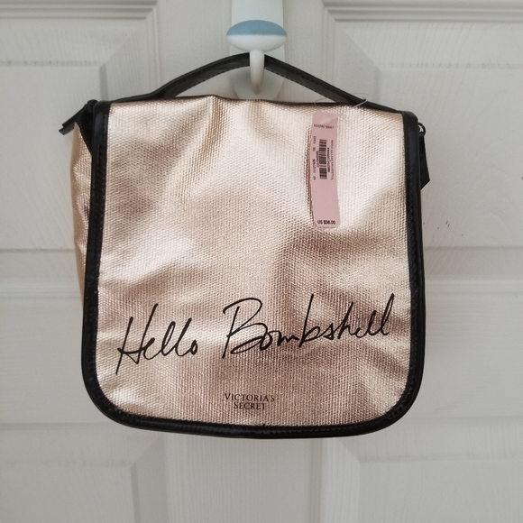 Victoria's Secret Handbags - Victoria's Secret Hanging Toiletry bag